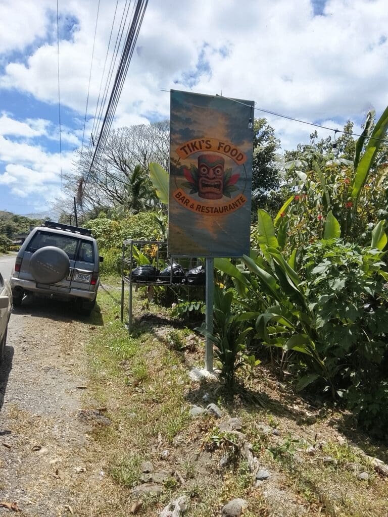 Tiki's restaurant puerto Jimenez  osa peninsula