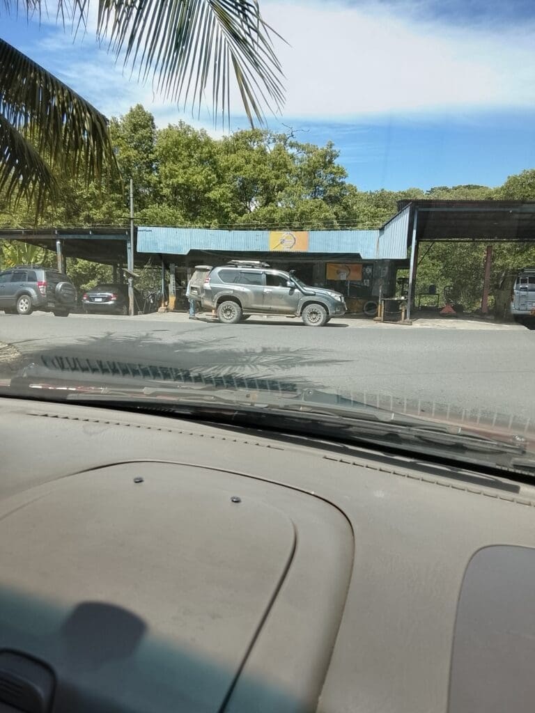 Tire shop. puerto jimenez osa peninsula 